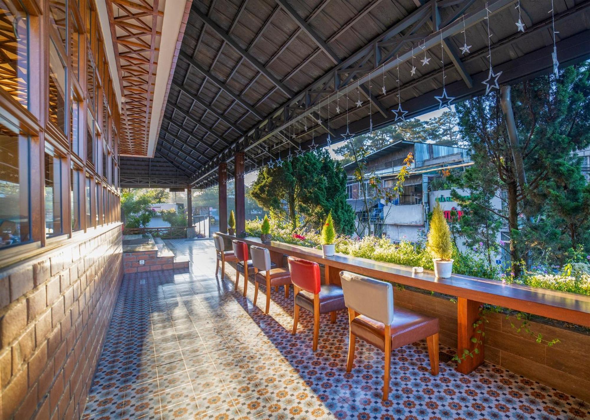 Brick House Dalat Hotel Extérieur photo